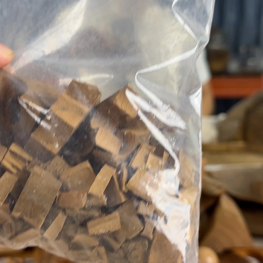 悠***然檀香木其他王系列七号料塞勒姆仓5g碎料