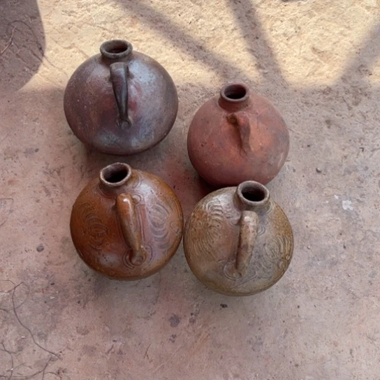 红陶手****0马口窑罐子