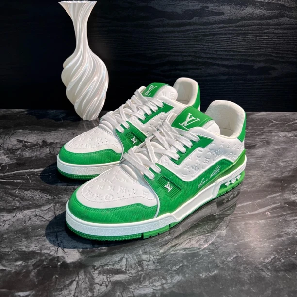 99新 LouisVuitton/路易威登 0766/42码/白绿Trainer板鞋/充新