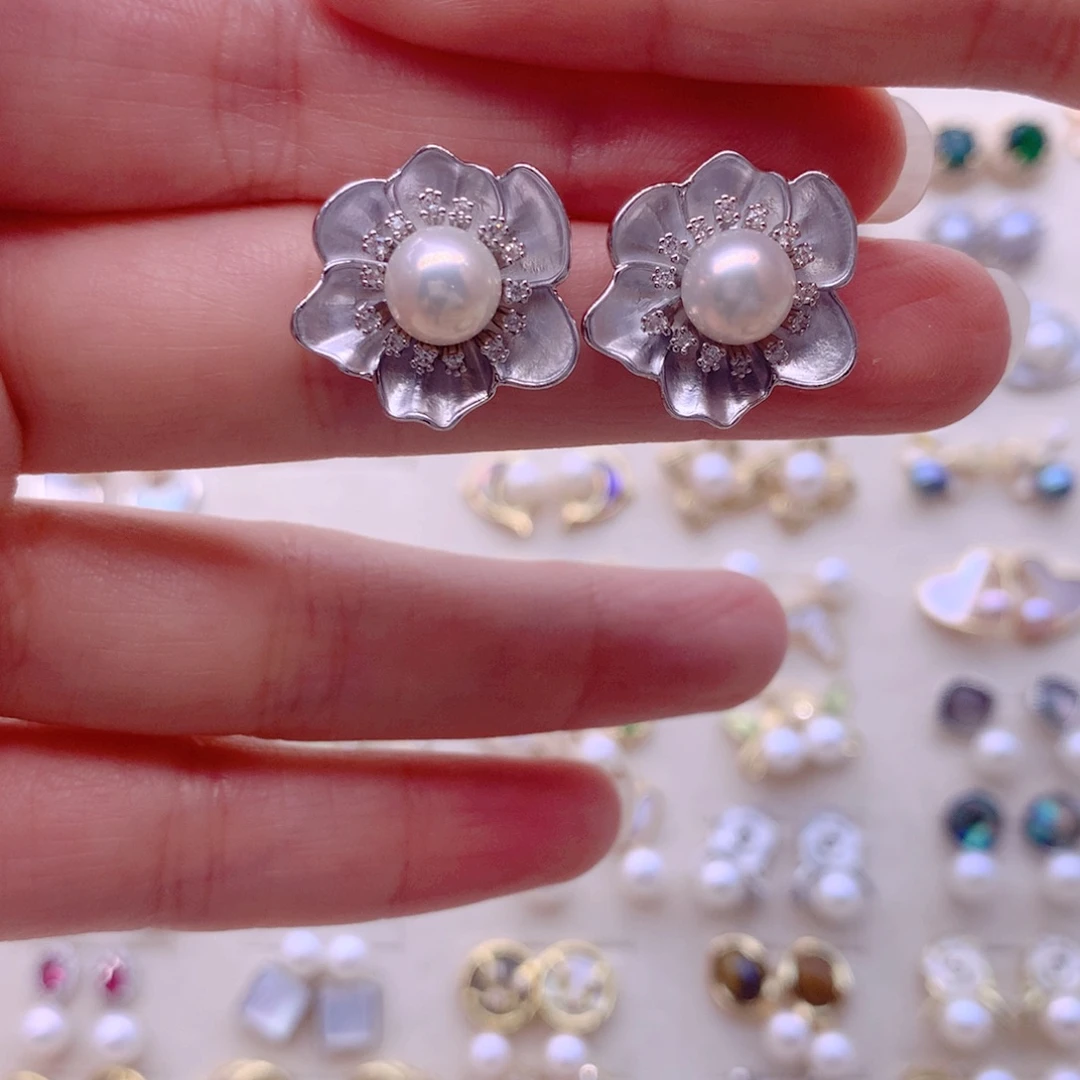 合金耳饰淡水珍珠