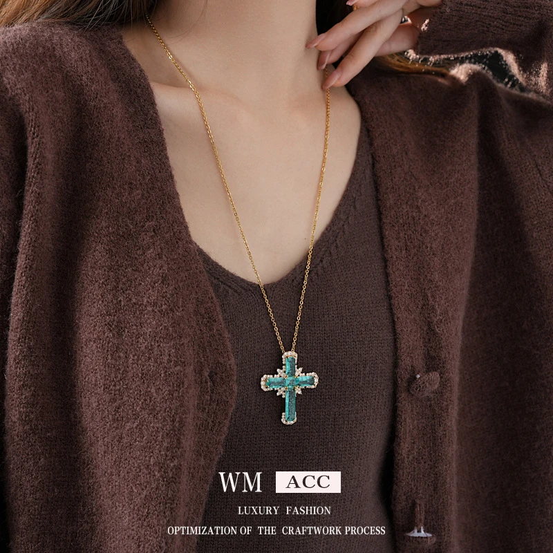 WM微镶十字架吊坠项链小众个性气质毛衣链轻奢高级感百搭颈链设
