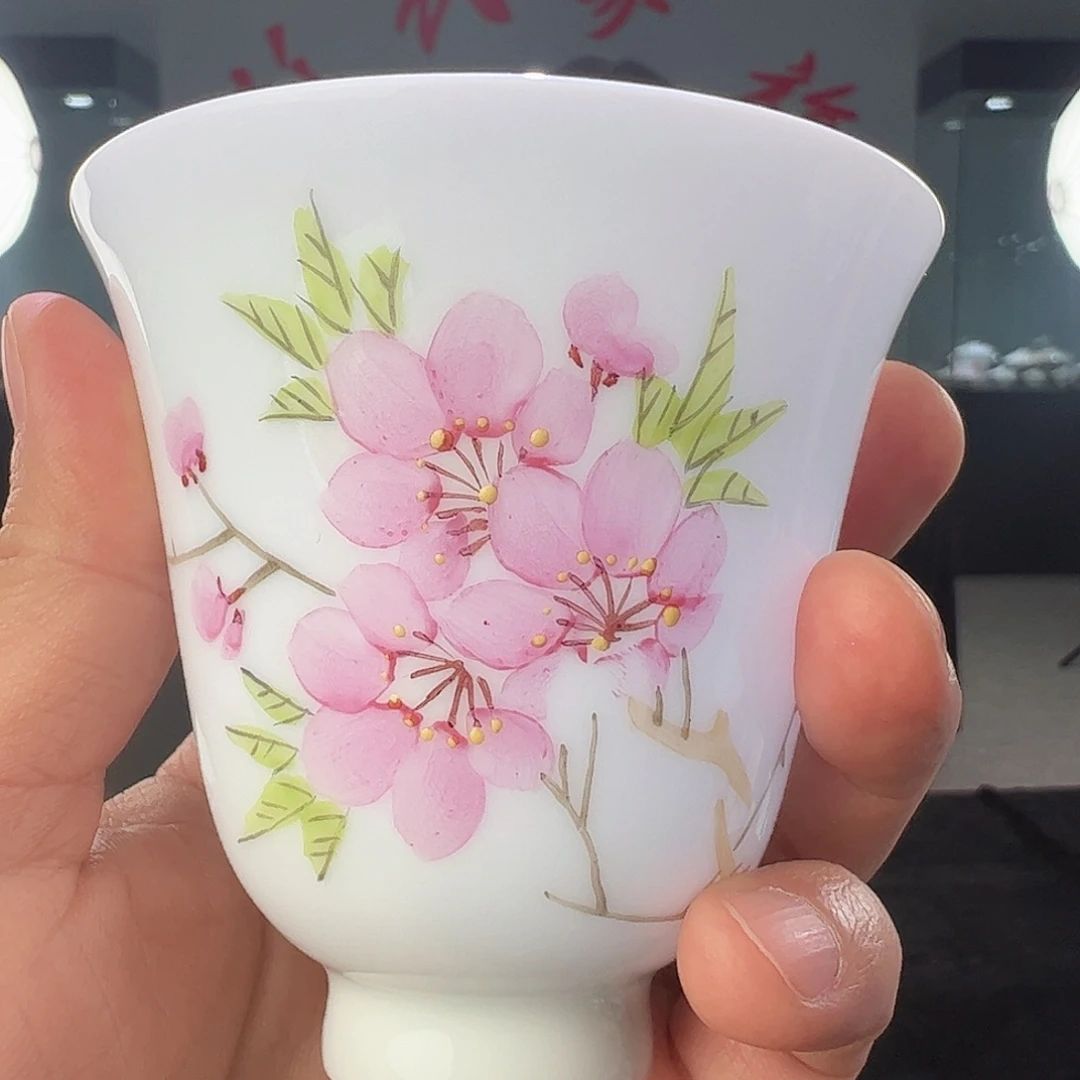 瓷釉上水点桃花铃铛杯