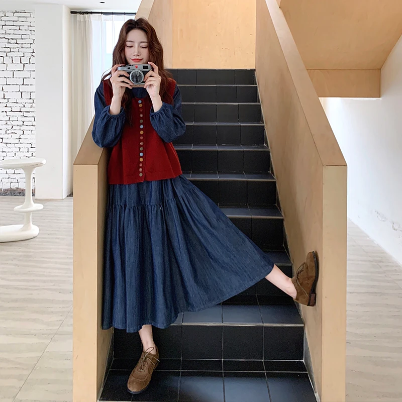 红色复古针织马甲牛仔连衣裙套装女2025秋新款气质减龄长裙两件套