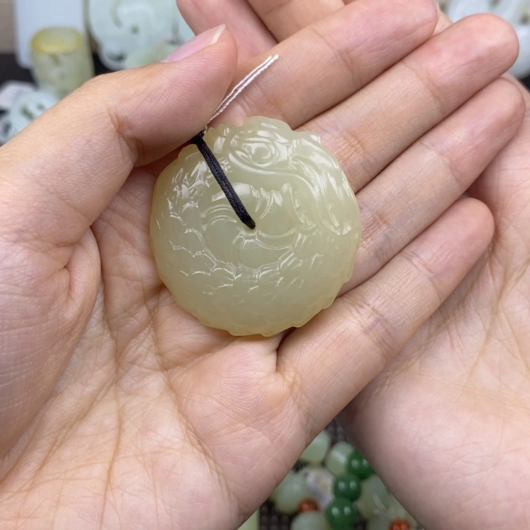 未镶嵌和田玉挂件