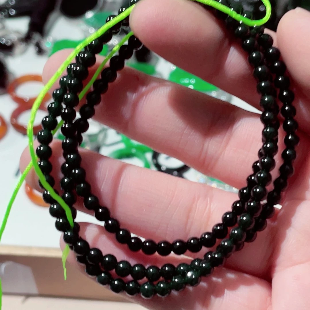 马***空翡翠未镶嵌颈饰翡翠