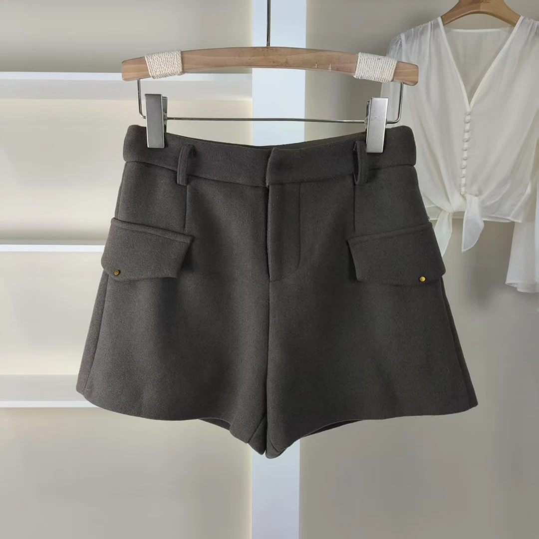 麦迪尚品【色】50406190 秋季简约毛呢短裤品牌撤柜女装