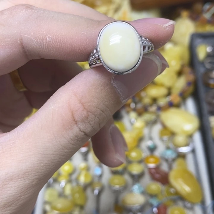 蜜蜡银S925镶嵌裸石戒指