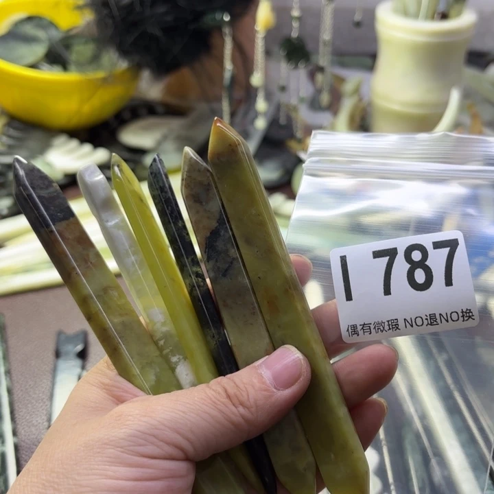 蛇纹石玉发饰合金古**庭