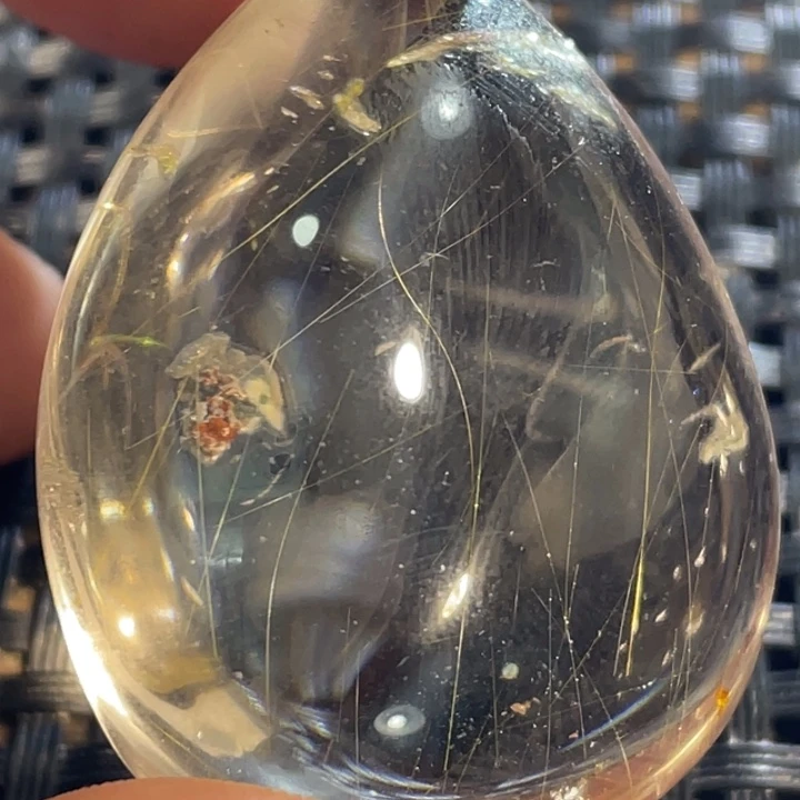 水晶吊坠(不含链)未镶嵌阿**果