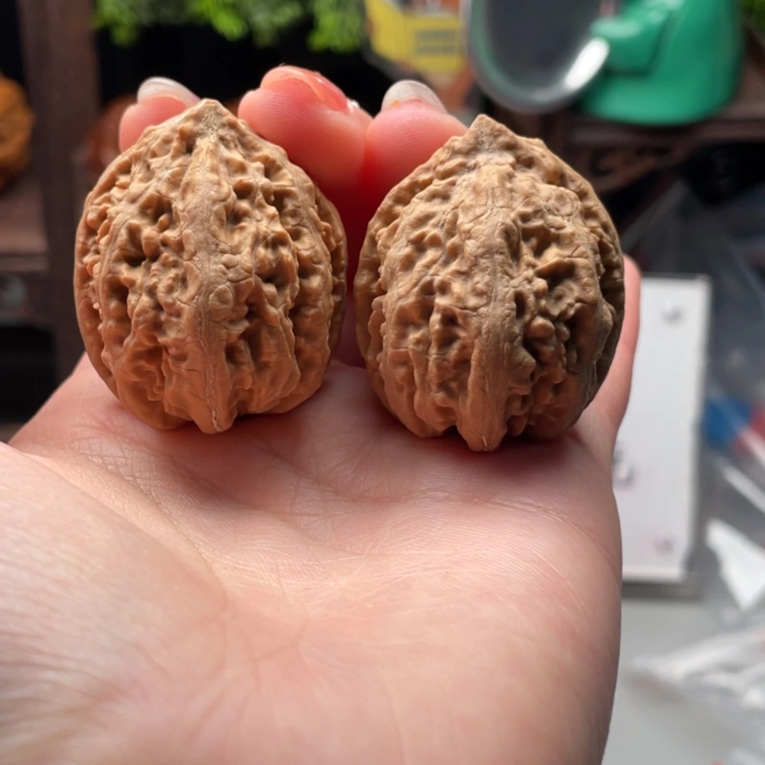 文玩核桃把件小楸千磕尖97