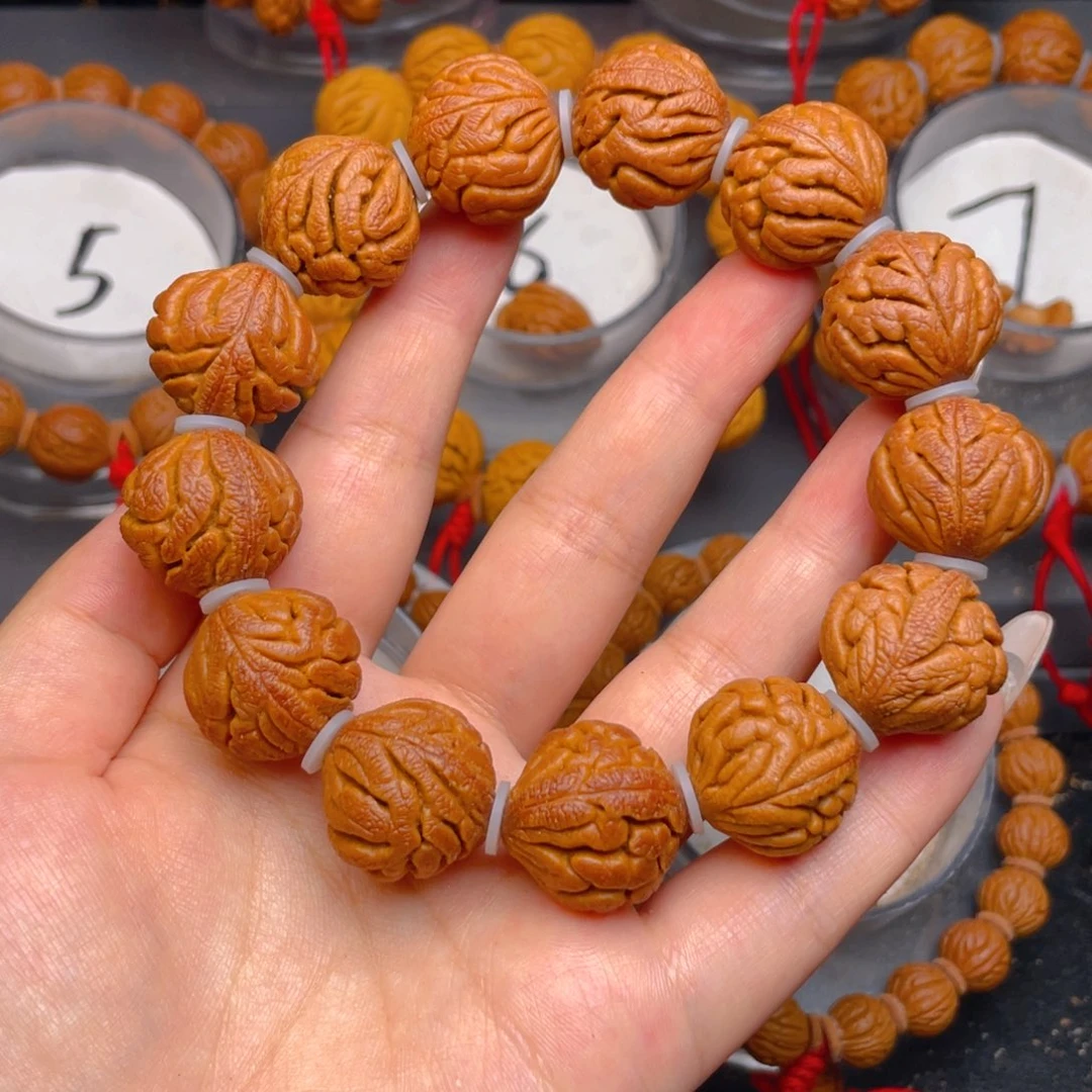 桃核吊坠麒麟纹水立方2.0