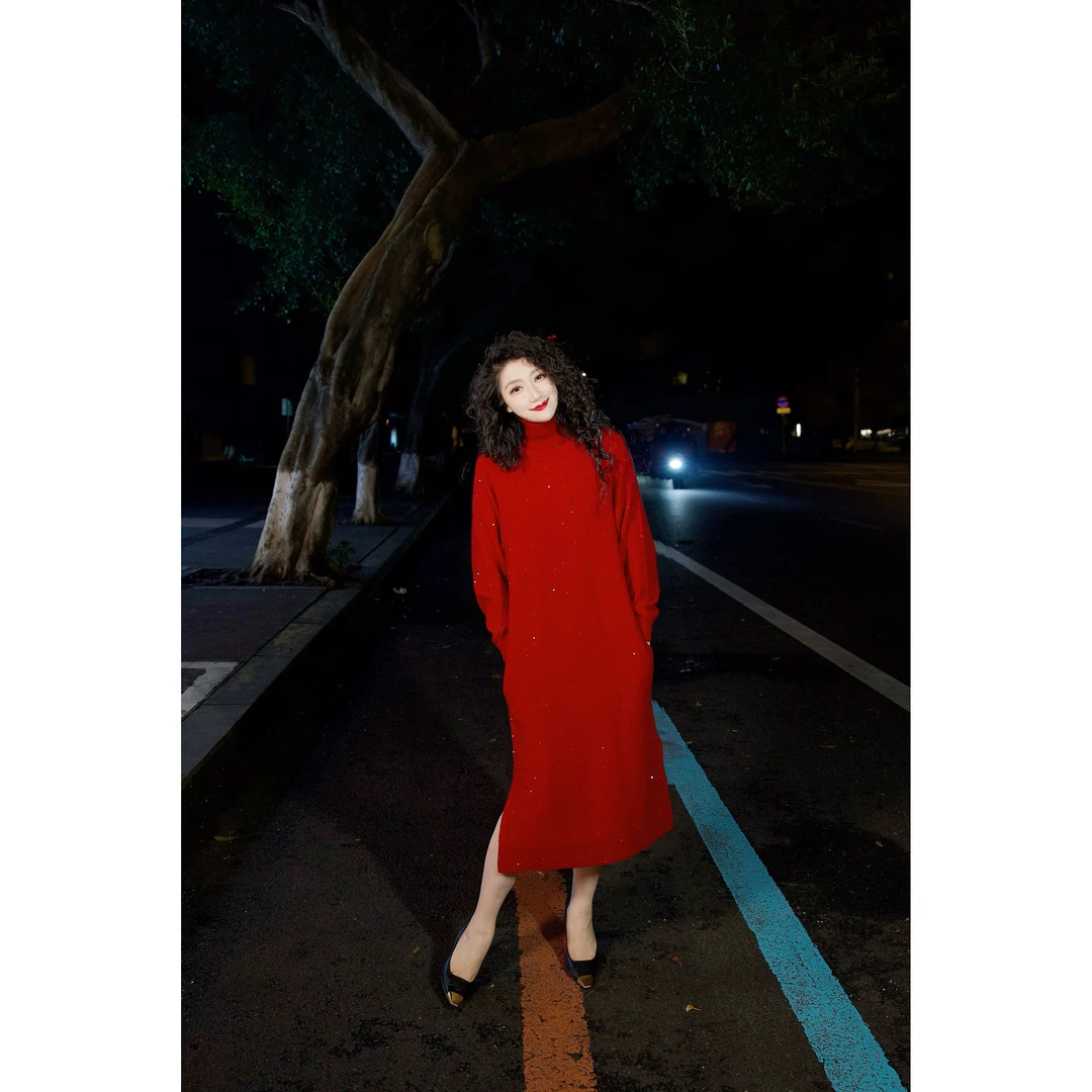 六丑【星辰大海】新款精品女装两色亮闪闪针织衫4lyq0427