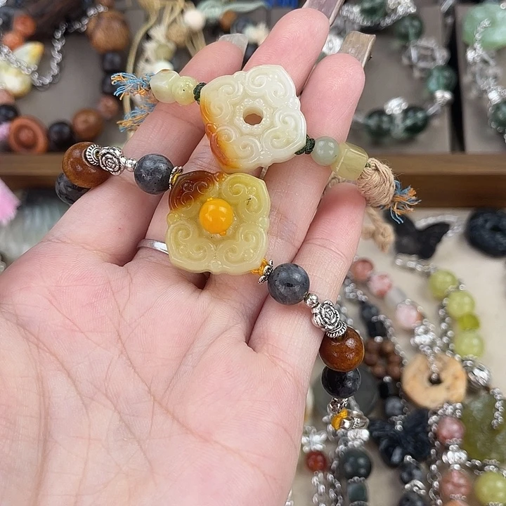 熹***禾合金蛇纹石玉颈饰