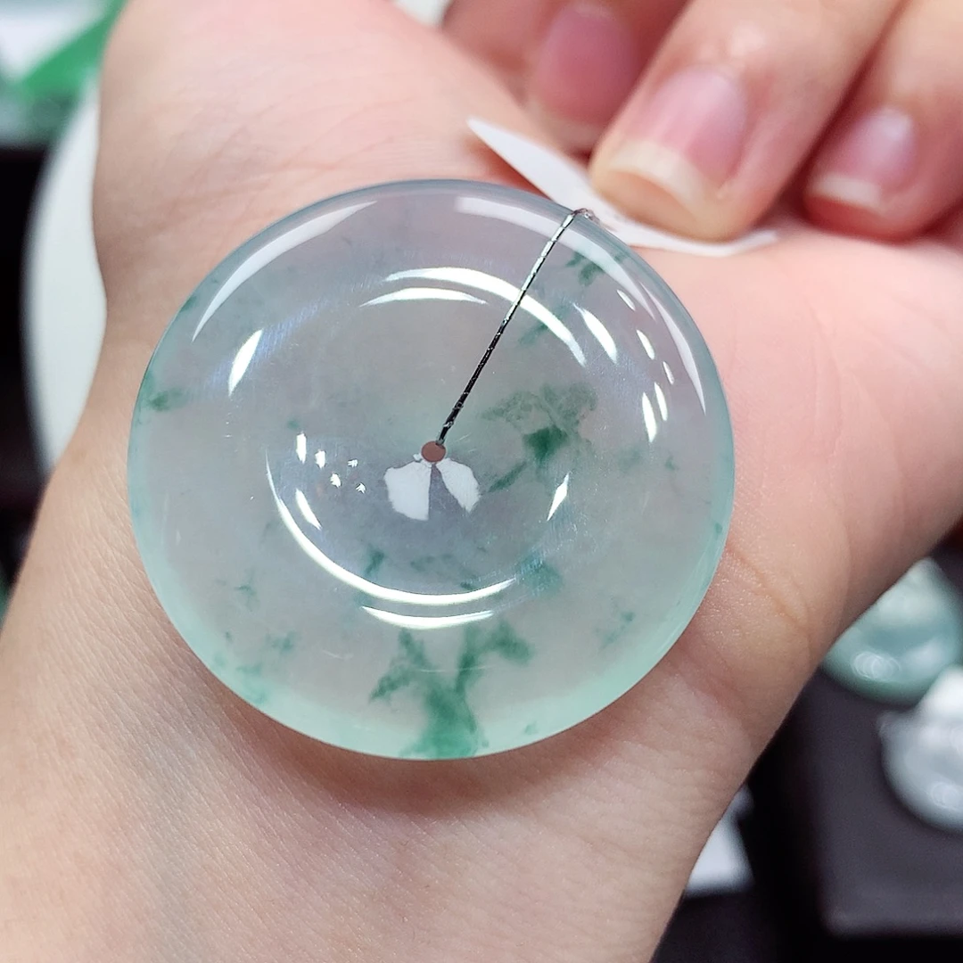 翡翠未镶嵌颈饰编号50，34.5/5.7