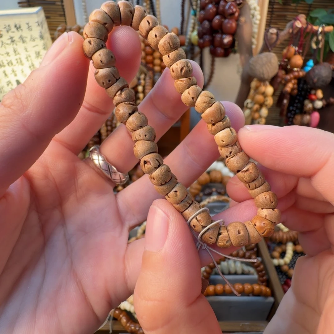 柏香籽/百香籽吊坠菩提