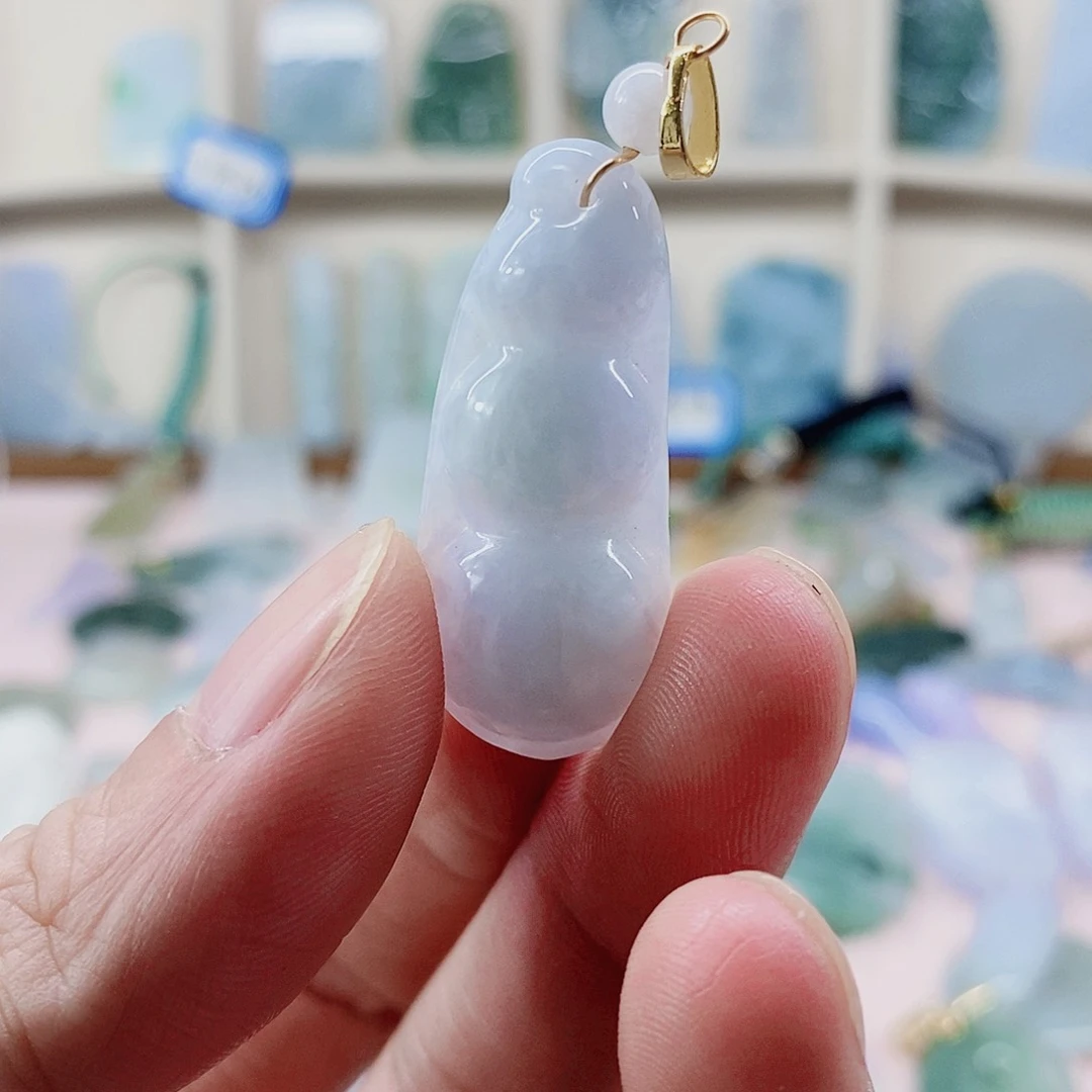 颈饰未镶嵌翡翠天然
