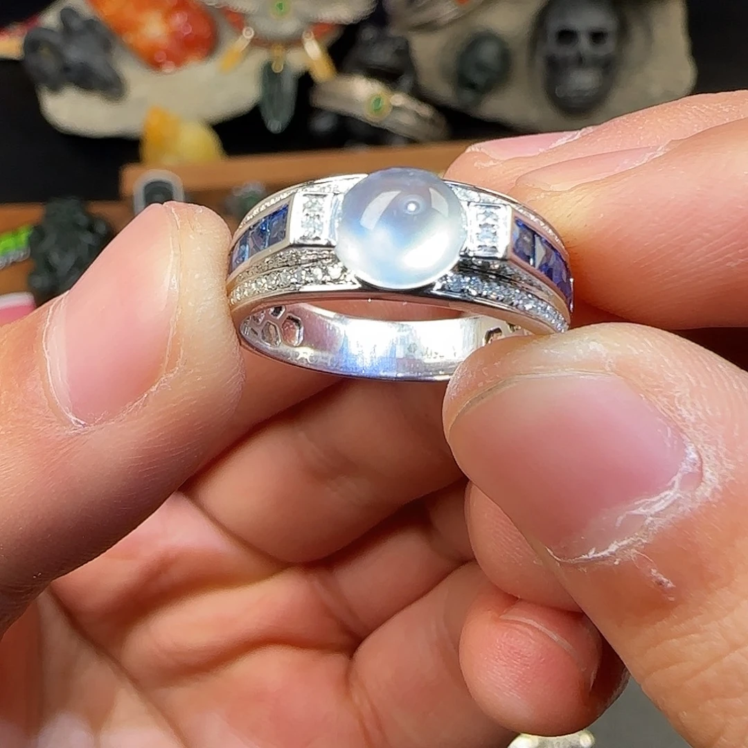 快***安翡翠18K金镶嵌戒指