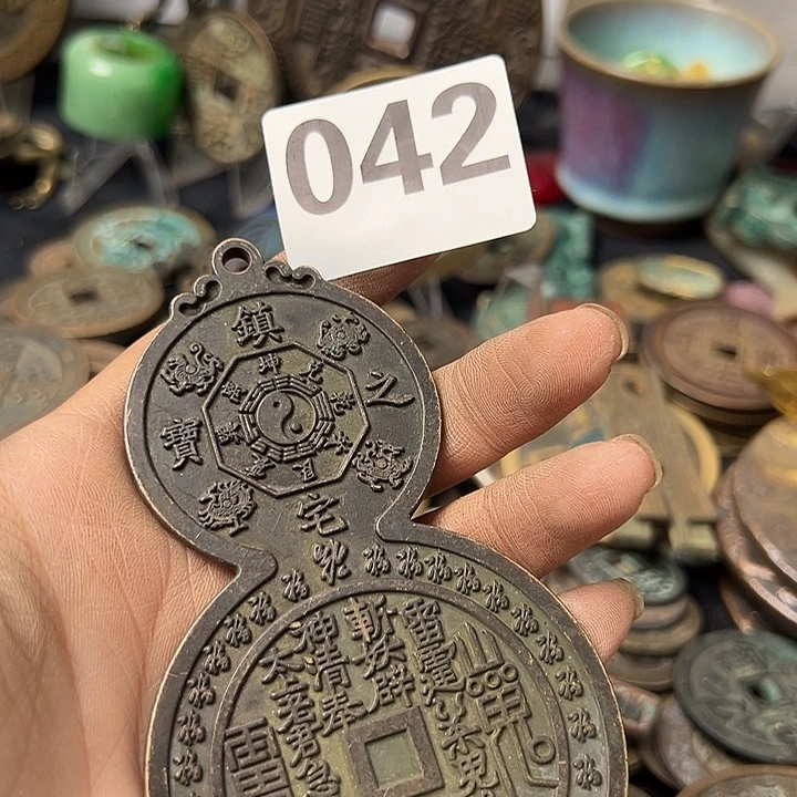 封***板铜复古文创工艺品