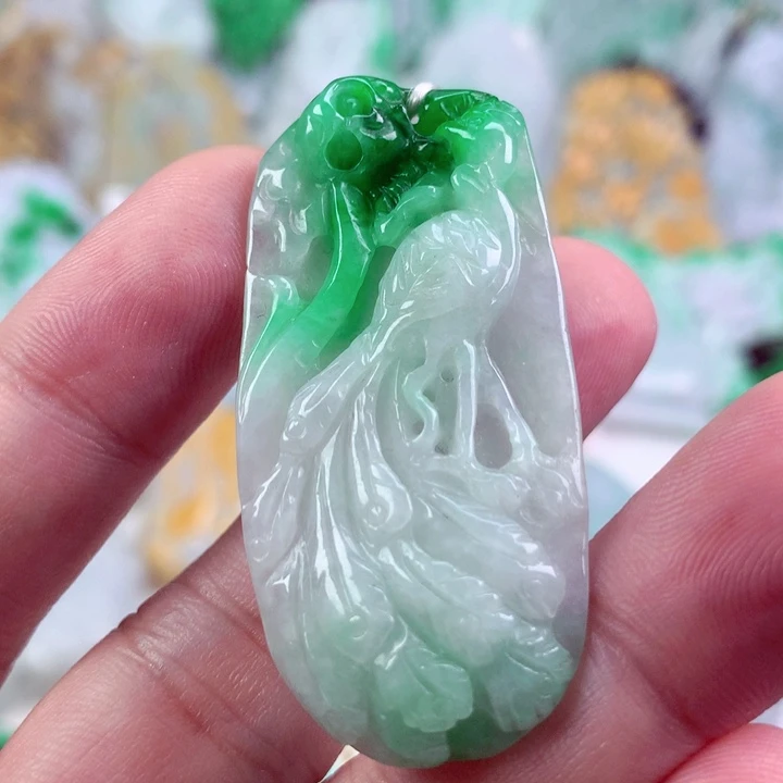 吊坠(不含链)未镶嵌翡翠