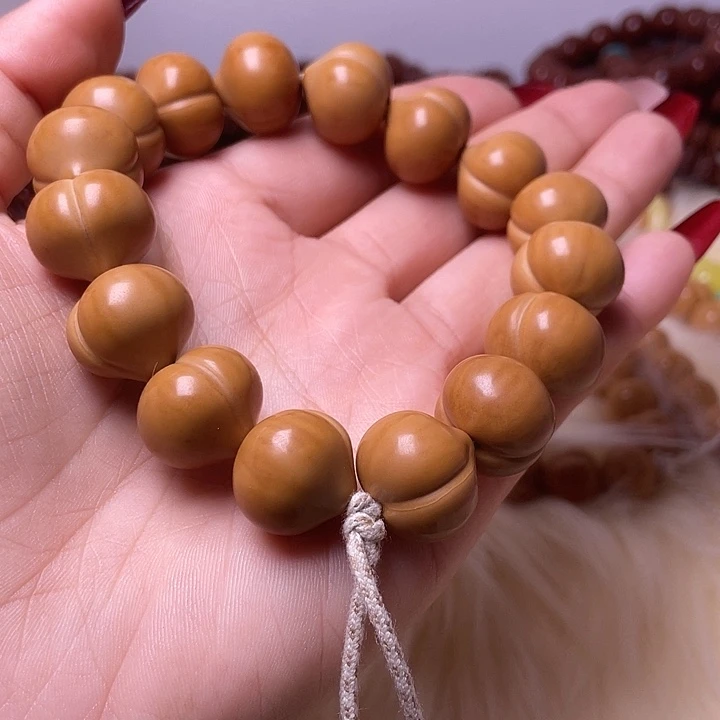 J***9猴头核桃手串一物17镜面柯基屁桃手持