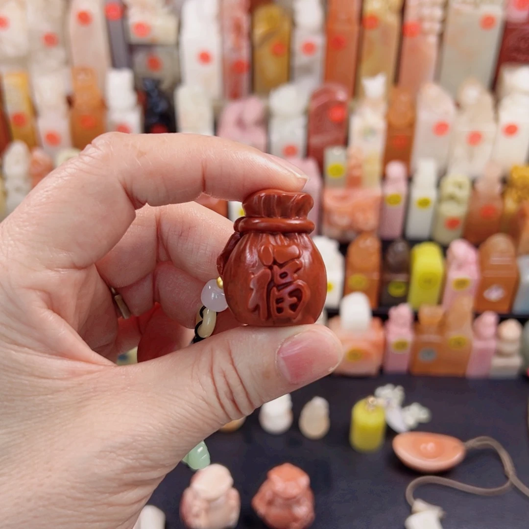 寿山石印石懿*1.8圆刻3字