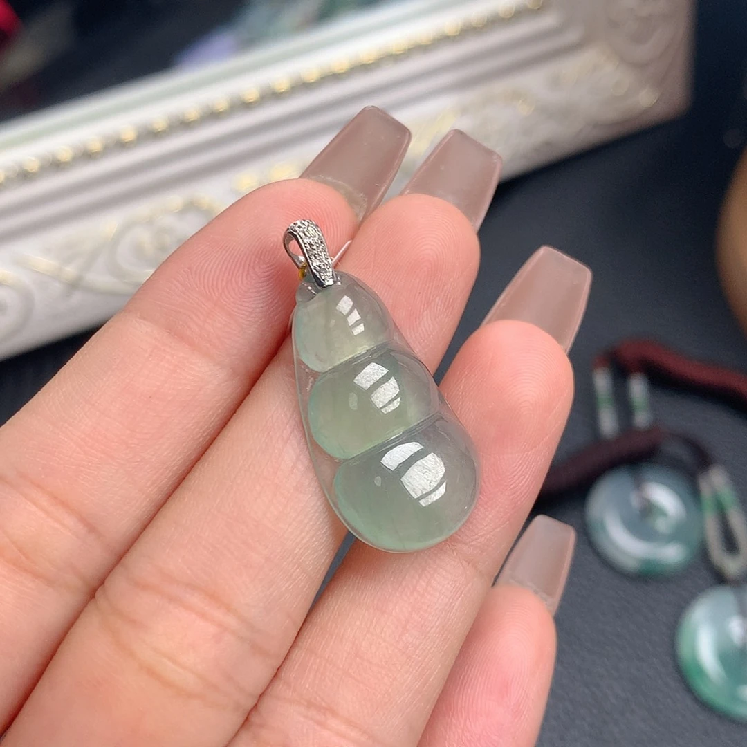 吊坠(不含链)18K金镶嵌翡翠