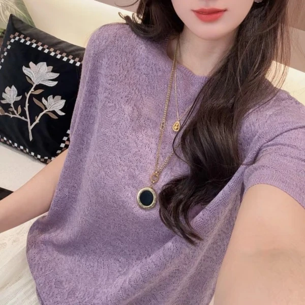 春季新款高级感紫色一字领针织衫女2025时尚钩花宽松上衣洋气