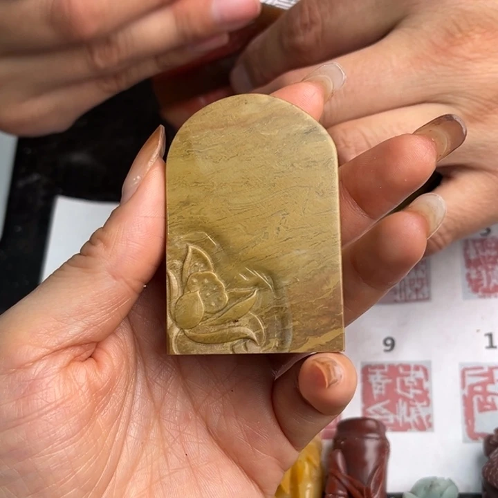 老***書巴林石印石现场纯手工制作工艺精美