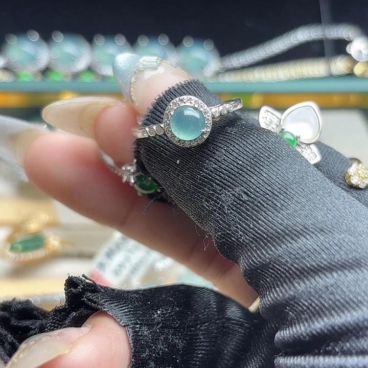 翡翠戒指未镶嵌11