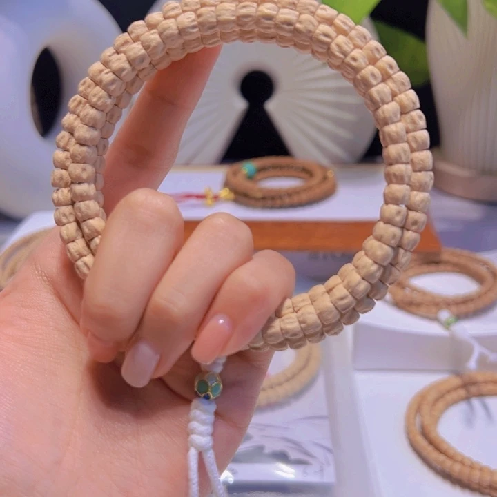 小***房柏香籽/百香籽吊坠