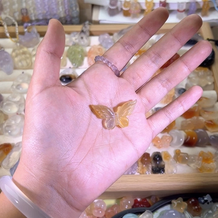 玛瑙/玉髓未镶嵌颈饰