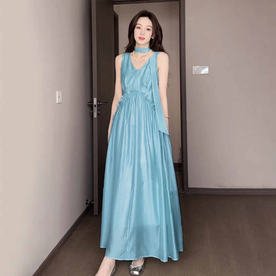 蓝色无袖吊带背心连衣裙子女夏2025新款漂亮掐腰海边度假穿搭长裙
