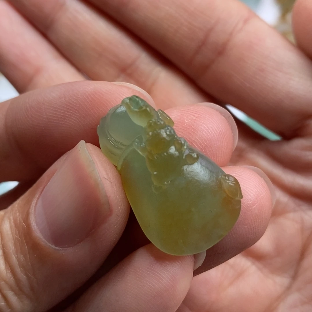 定制翡翠未镶嵌钱袋