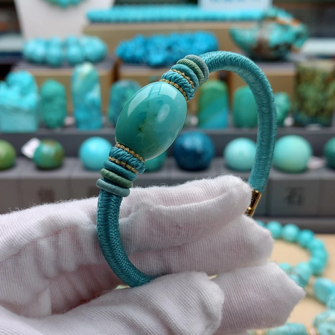 未镶嵌绿松石珠宝奇石