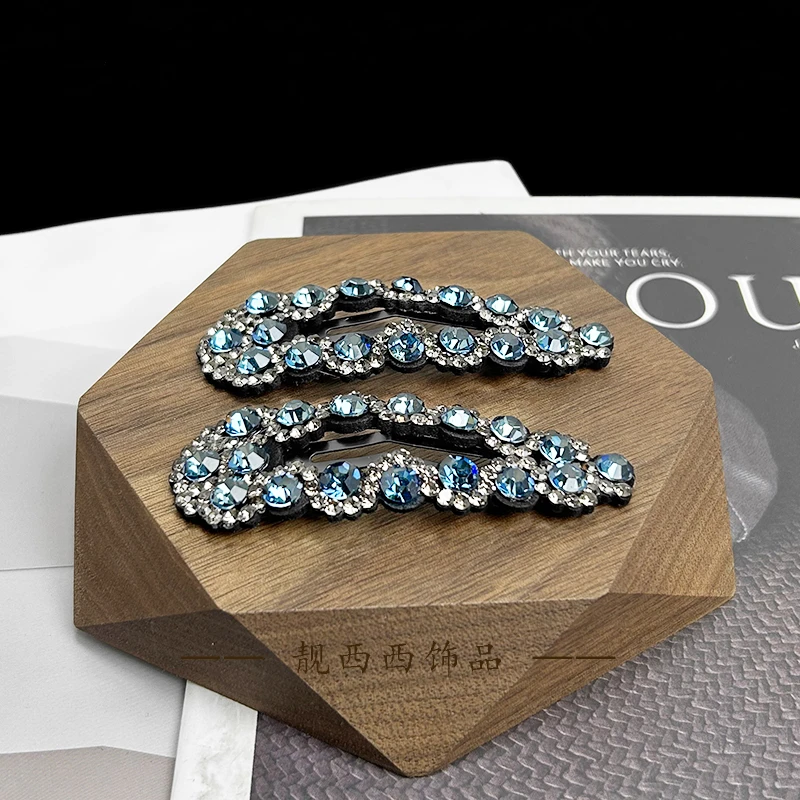 【LXX靓西西】091 满钻设计风气质蓝7厘米BB夹一对装