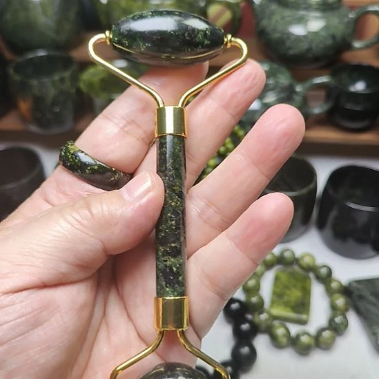 未镶嵌蛇纹石玉滚轮