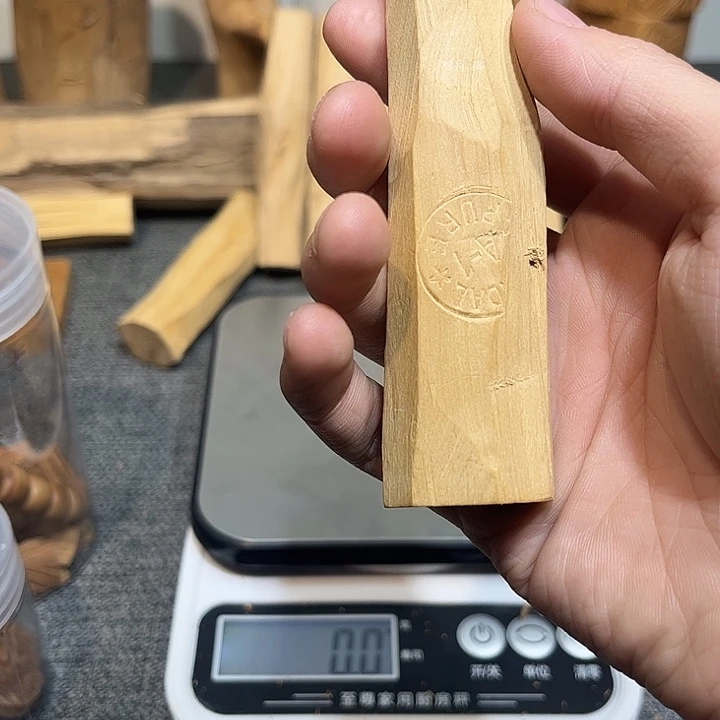 起***户木保真印度老山檀木料木