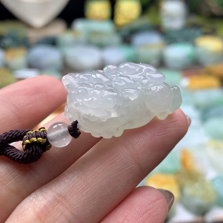 翡翠未镶嵌颈饰貔貅11