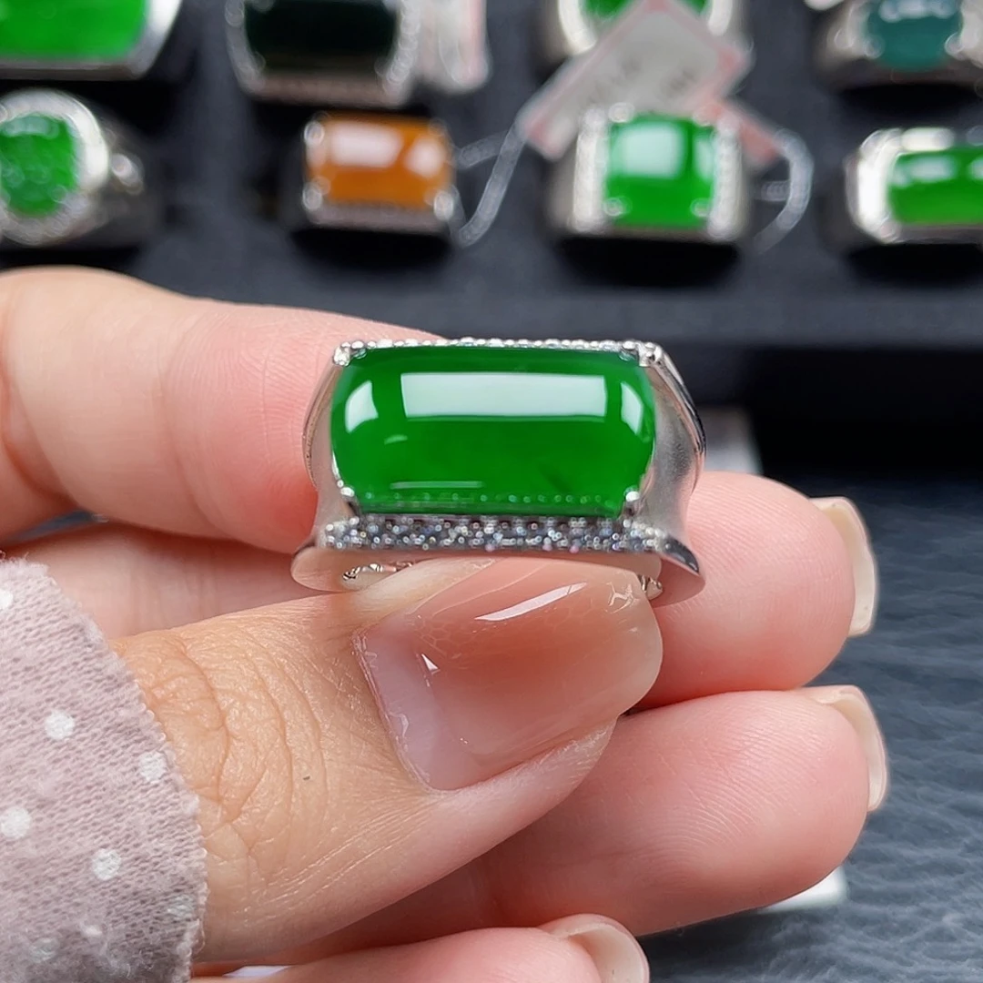 翡翠戒指银S925镶嵌天然a货翡翠没运费险3556