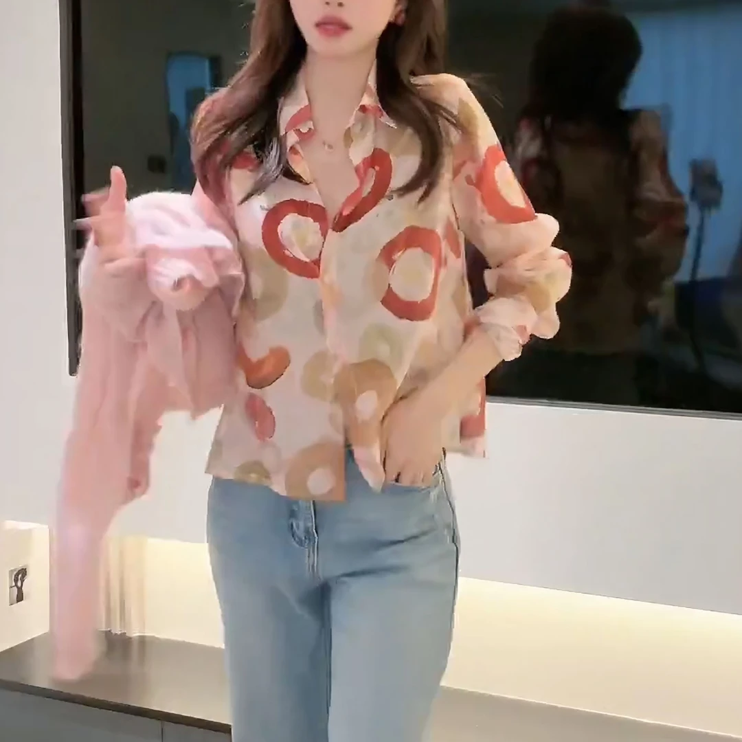 春夏港风气质设计感拼色小衫女人味显白显瘦长袖衬衫女LK2501609