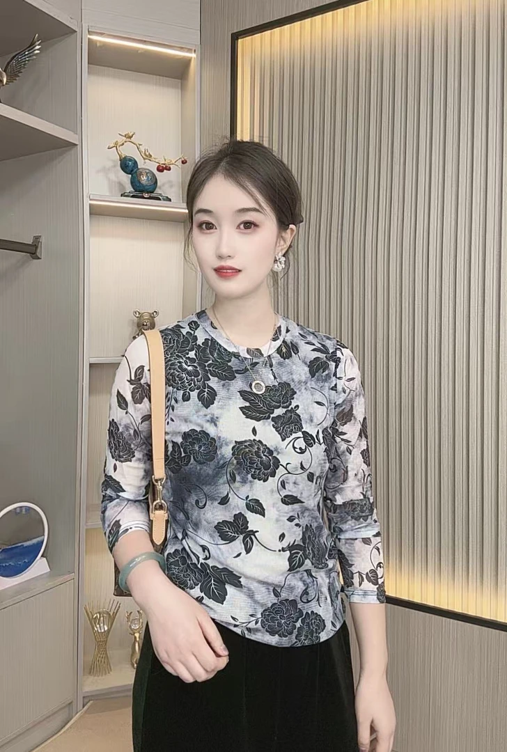 秋季新款高档印花网纱小衫洋气长袖百搭修身显瘦时尚气质