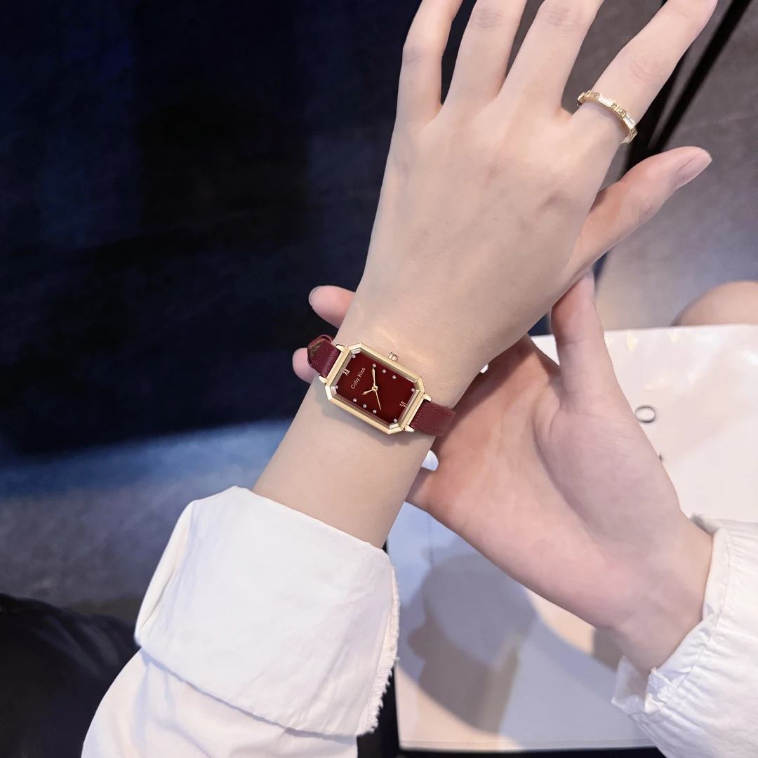 正品ColiyKiss简约气质时尚百搭潮流轻奢高级感时装真皮防水女表