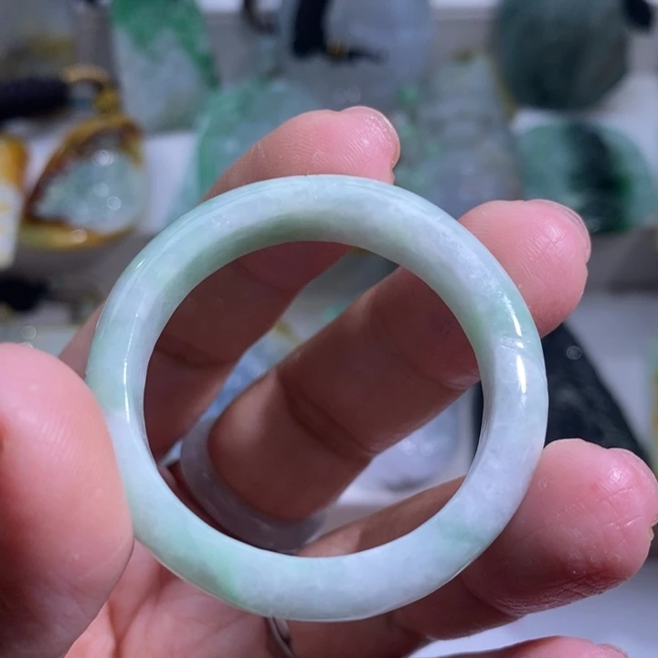 【闪购商品】颈饰未镶嵌翡翠童镯