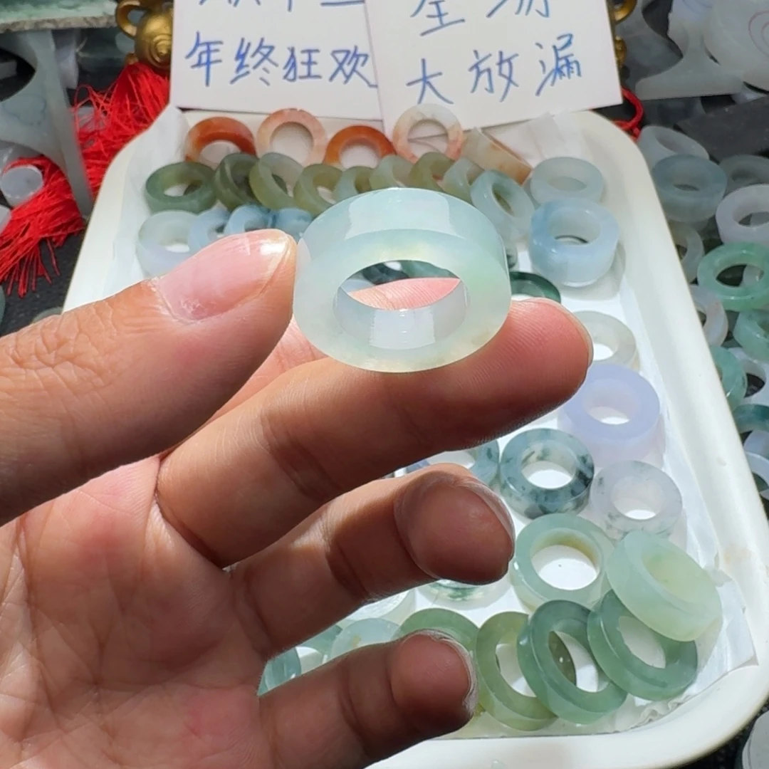 定制翡翠未镶嵌天然翡翠