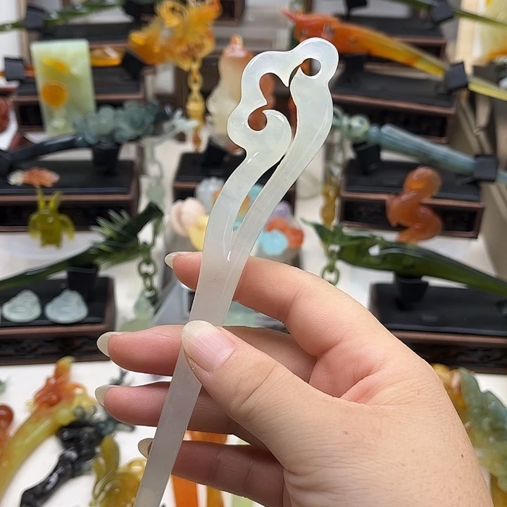 蛇纹石玉未镶嵌岫玉发簪