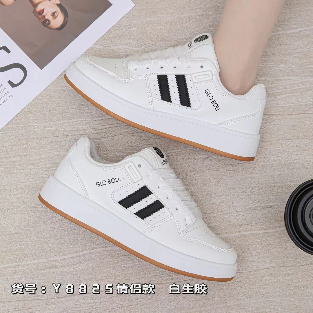 小众设计感鸳鸯板鞋女2024新款冬季百搭情侣鞋子学院风休闲面包鞋