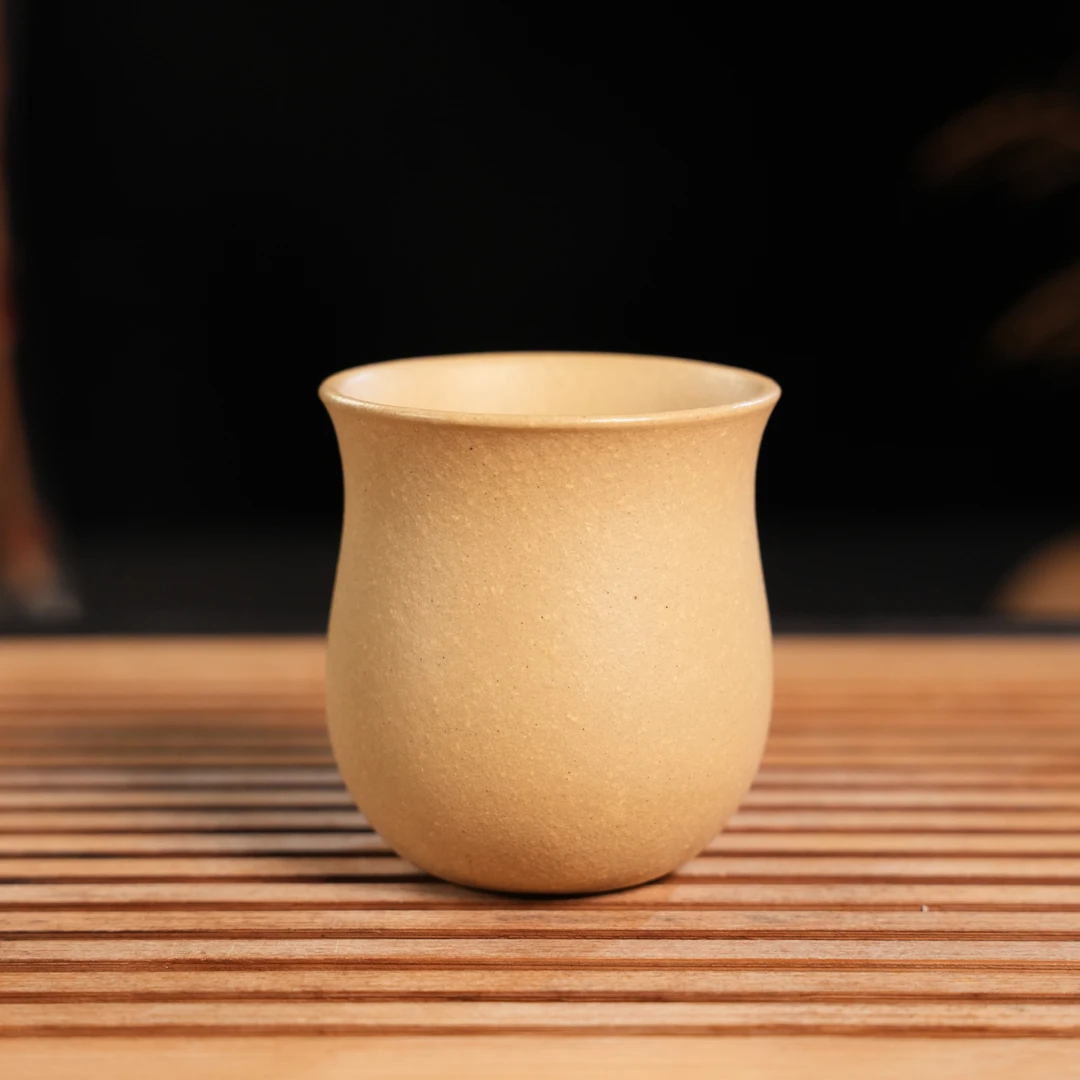 GS27-041  宜兴手工紫砂   本山绿主人杯