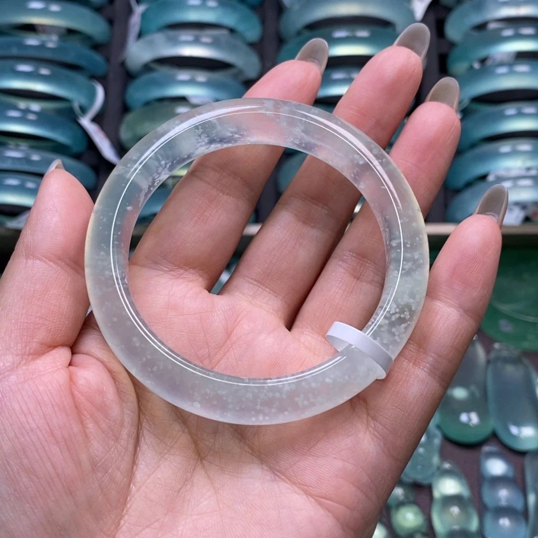 蛇纹石玉未镶嵌手镯酸****r