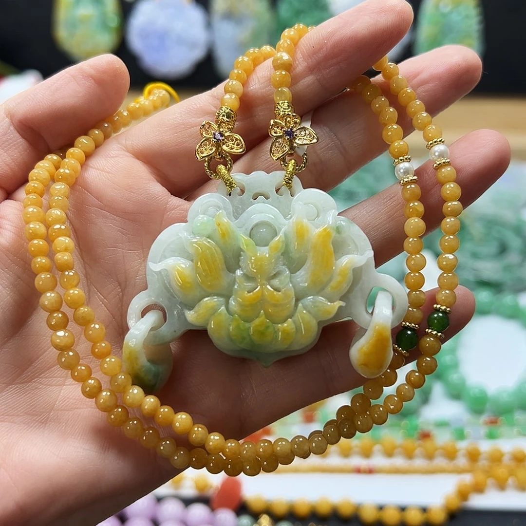 哈***️翡翠未镶嵌颈饰吊坠