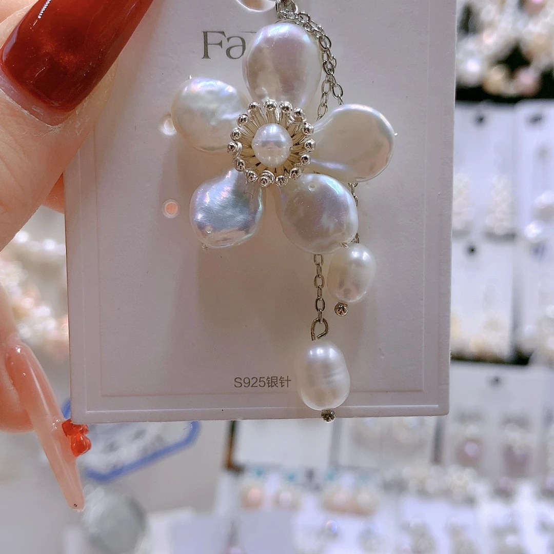 银S925镶嵌耳饰淡水珍珠